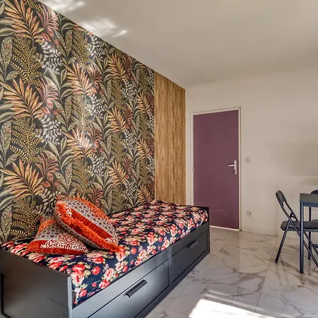 Apartamento Studio Poussan Poussan