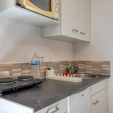 Apartamento Studio Poussan Poussan