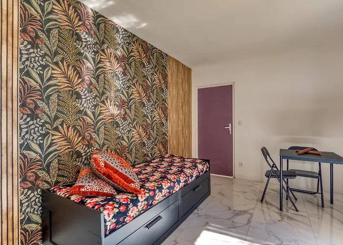 公寓 Studio Poussan Poussan