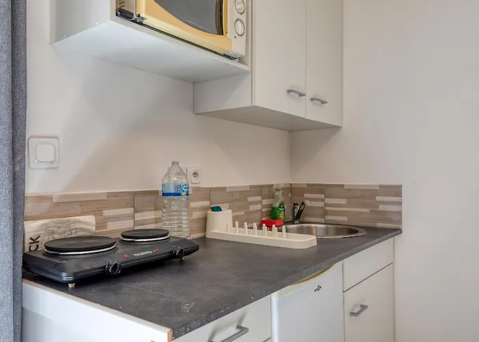 公寓 Studio Poussan Poussan